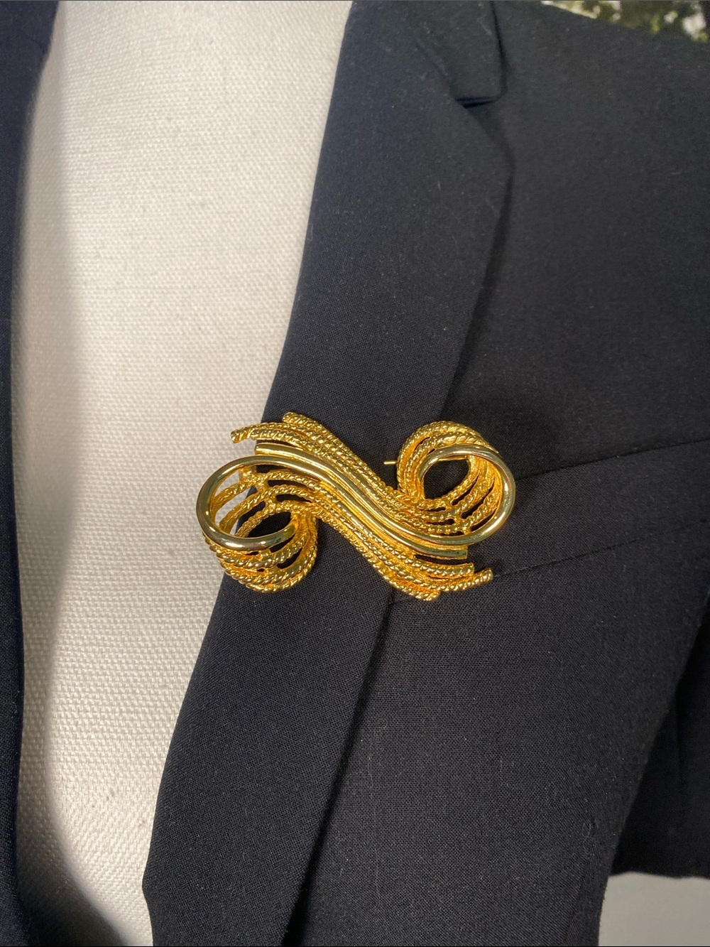 Rare GIVENCHY 70’s-80’s Vintage Brooch & Porcelain Saucer
